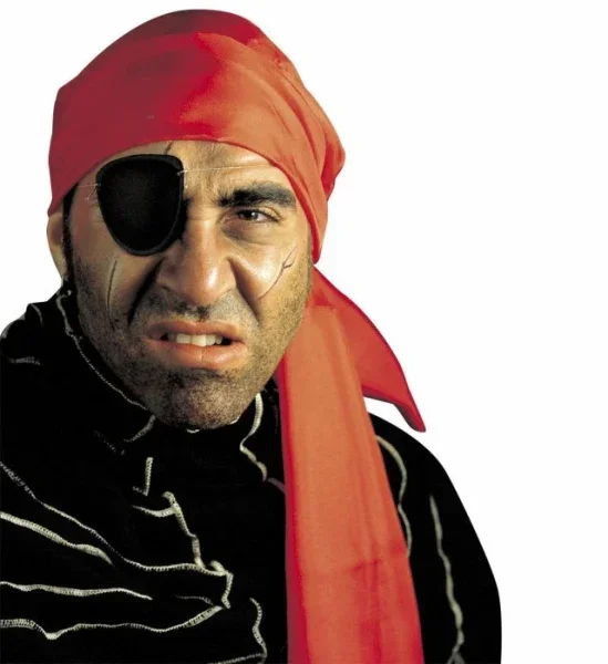 Parche Pirata con Pendientes Variados - Image 3