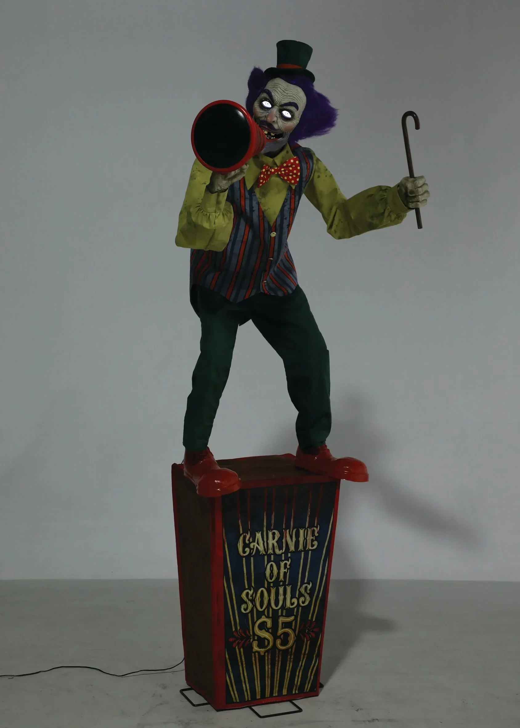 Presentador de Circo Siniestro con Movimiento, Luz y Sonido - Image 3