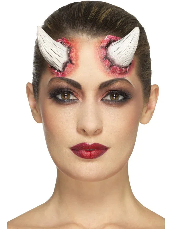 Prótesis de Cuernos de Diablo de Látex - Image 4